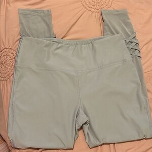 VOGO ATHLETICA WOMENS LEGGINGS LARGE .